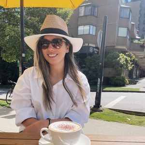 Meet your Posher, Azin